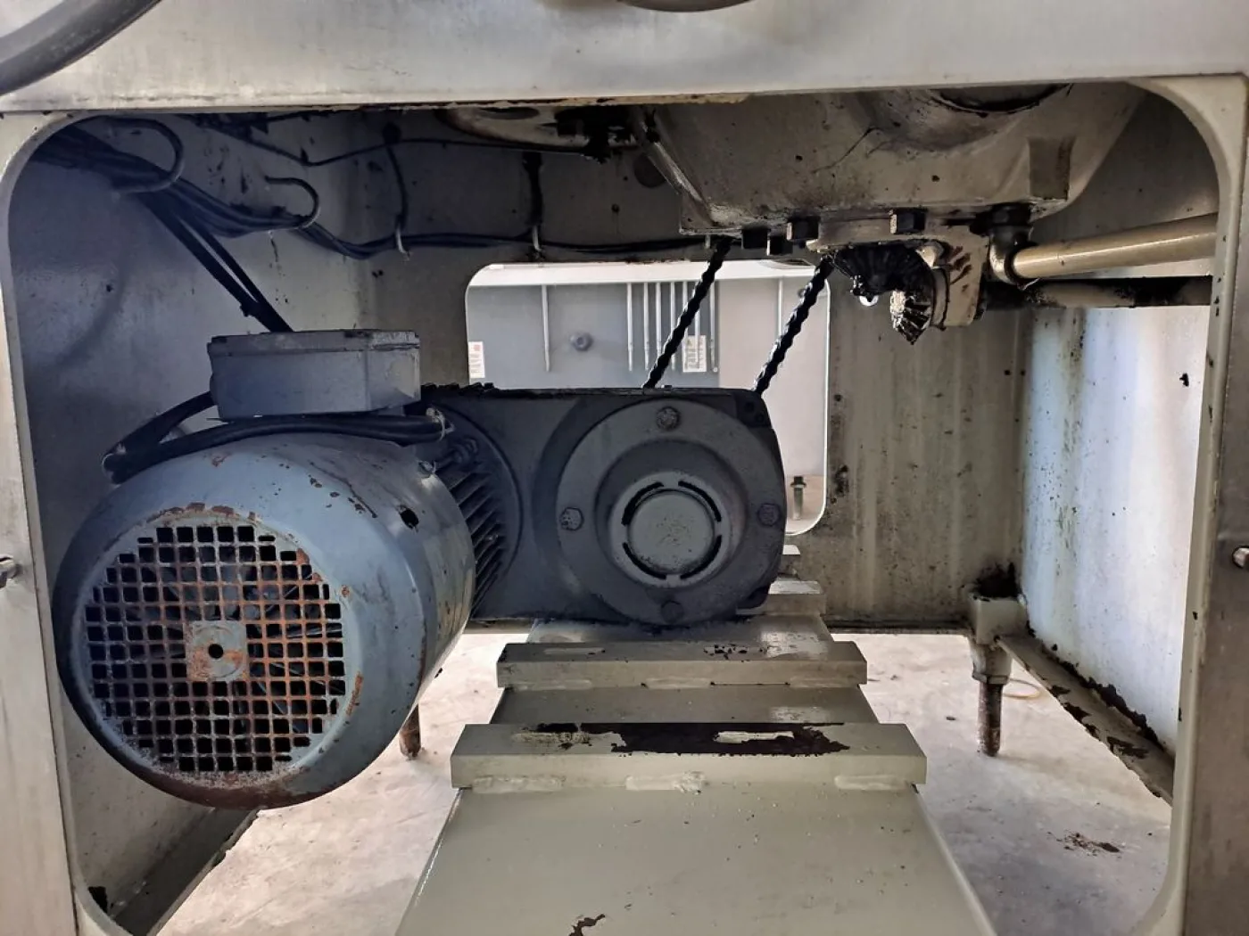 CORKING MACHINE BERTOLASO, MODEL KAPPA 108 8 HEADS FOR PLASTIC MUSHROOM CAP, SECOND-HAND MACHINE - 8