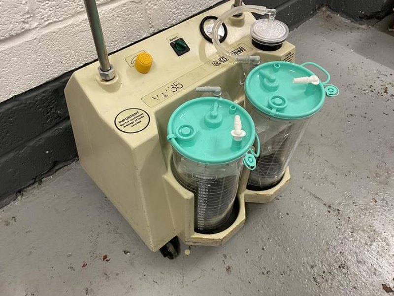 Eschmann Twin bottle Suction unit VP35