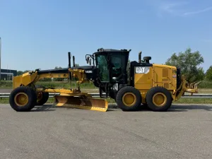 Caterpillar 140M3