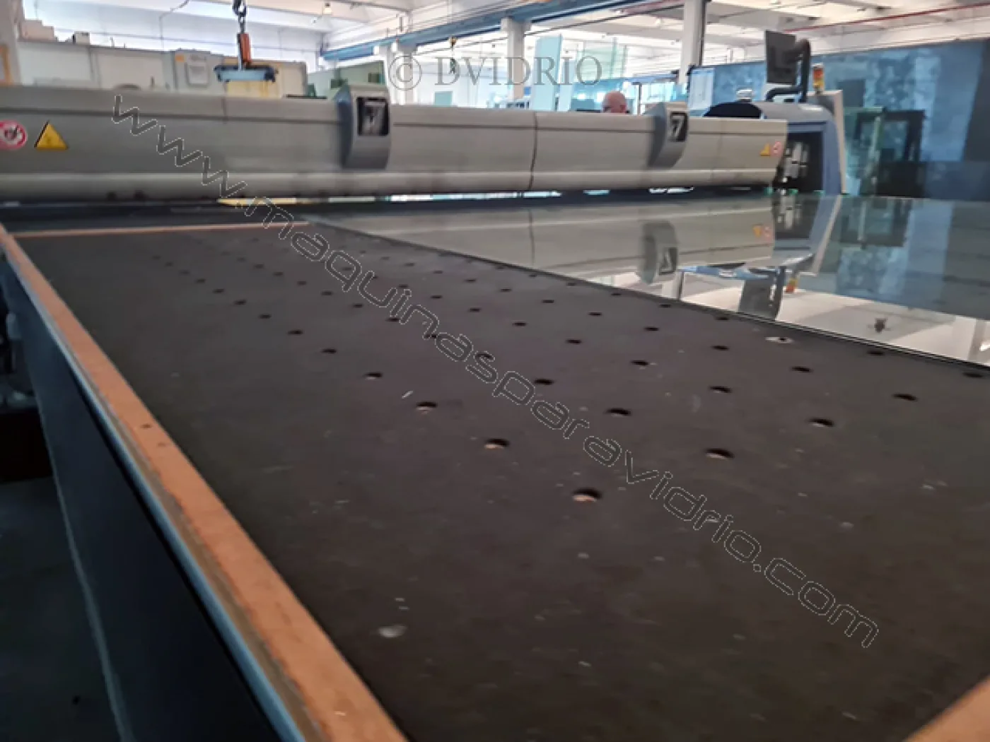 MESA DE CORTE PARA VIDRIO LAMINADO MACOTEC - 3