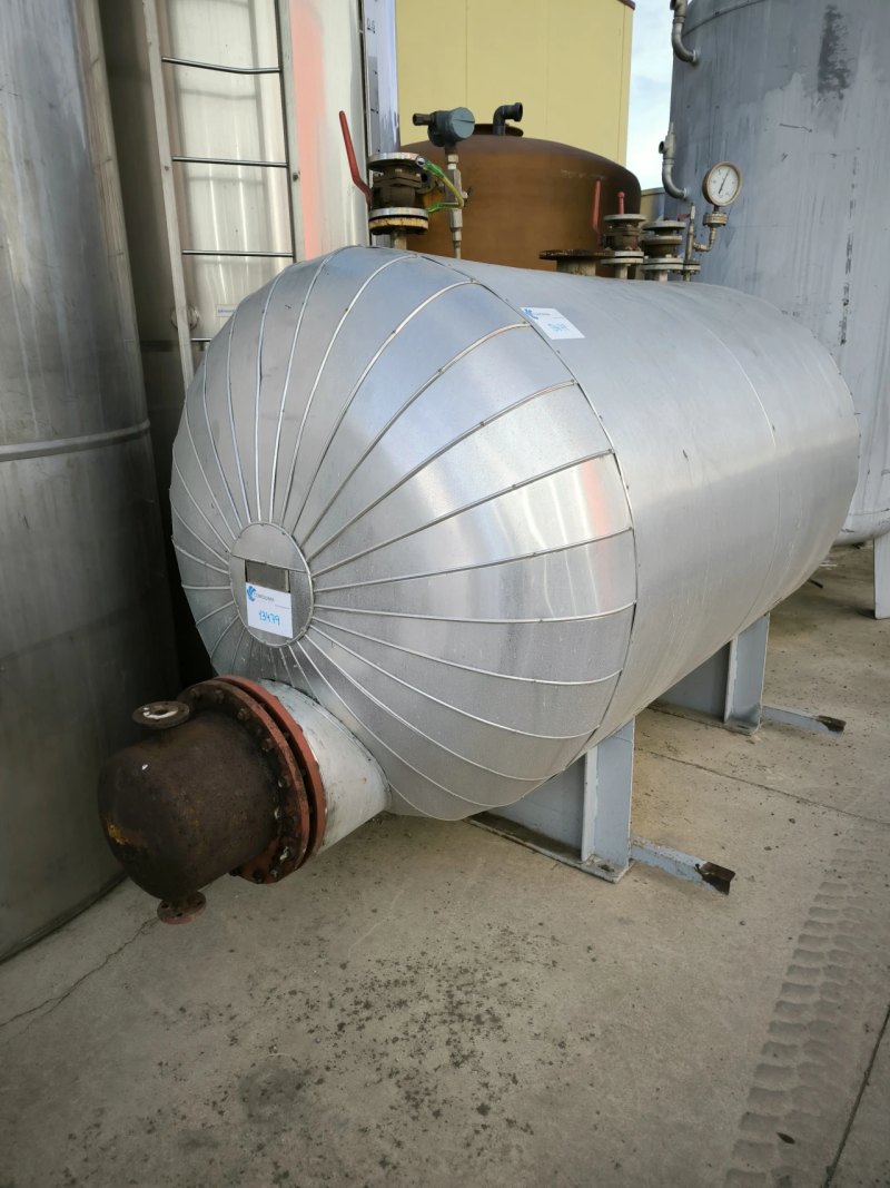 TANK IN STAINLESS STEEL 316 OF 4500 LITRES HEATED WITH HEAT EXCHANGER