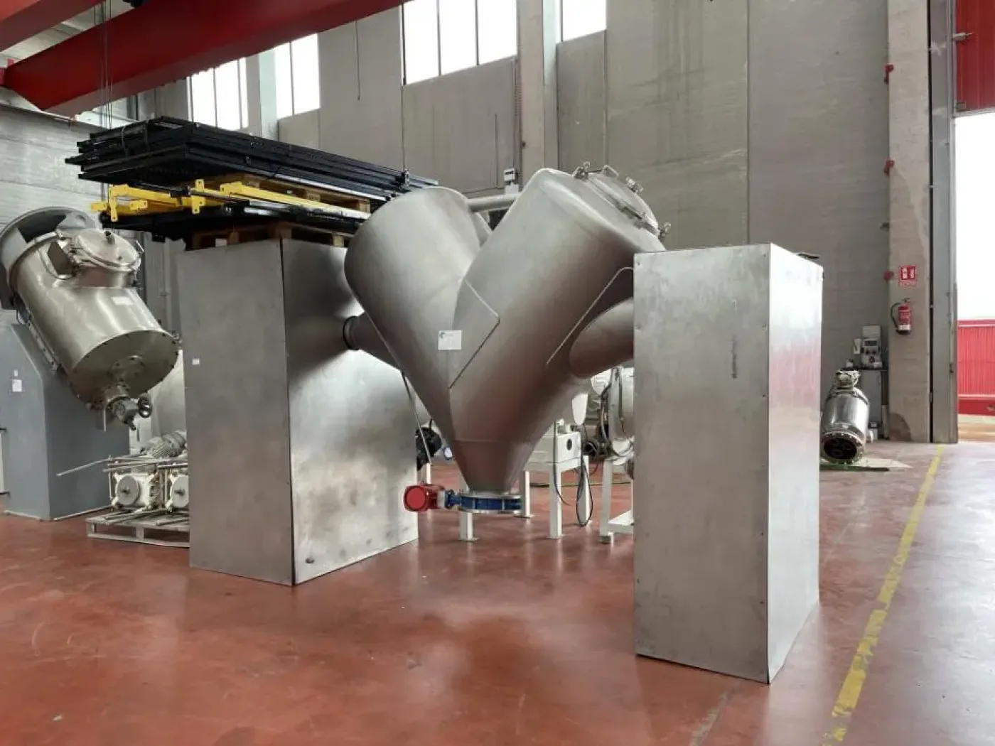 USED IPROCOMSA STAINLESS STEEL V MIXER 1000 LITERS - 3