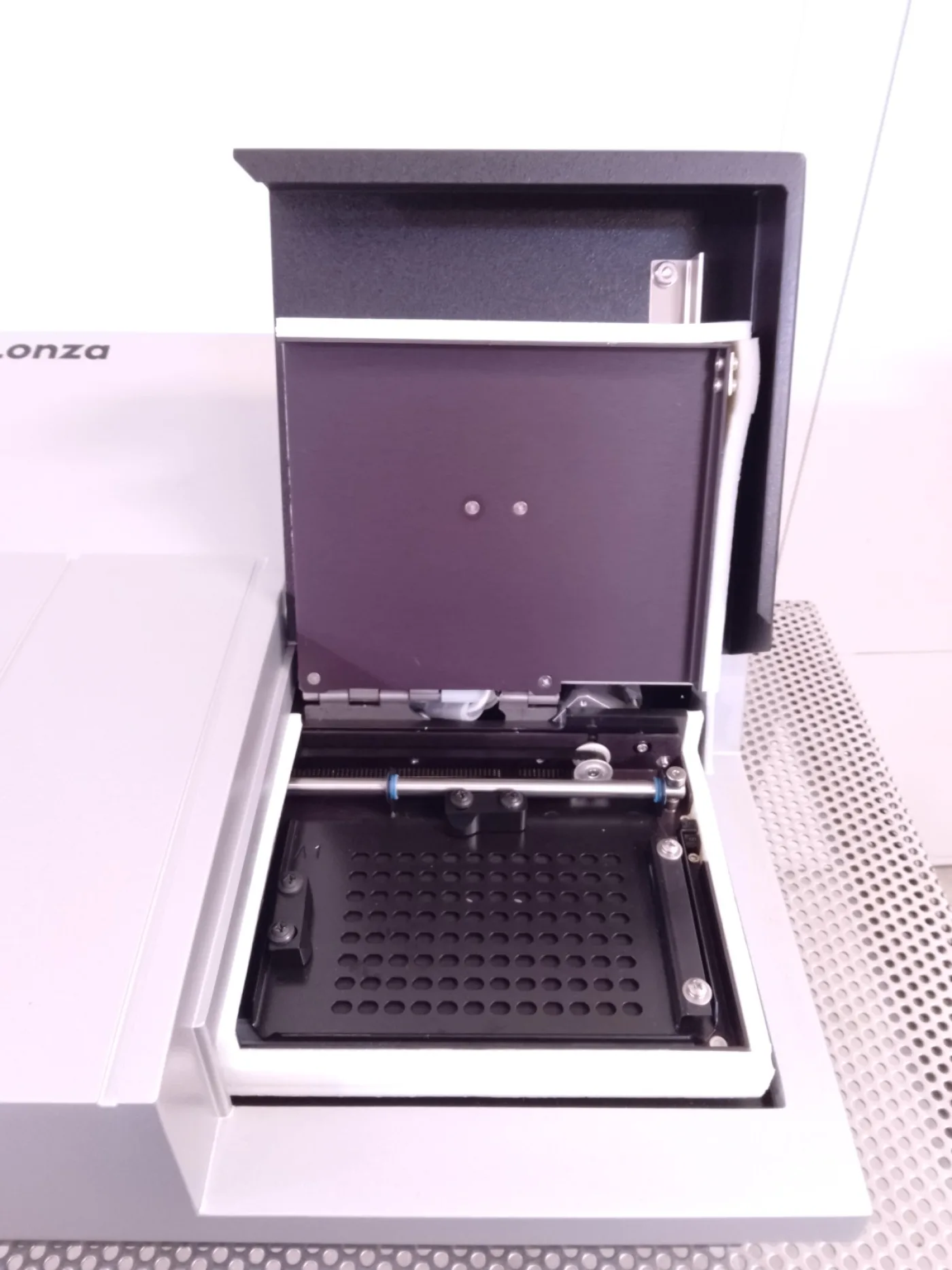 LETTORE DI MICROPIASTRE AD ASSORBANZA – LONZA – MOD.ELx808LBS - 5