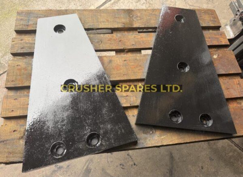J076.104-108 / J076A.104-108 | Cheek Plates | Kue-Ken / BL |