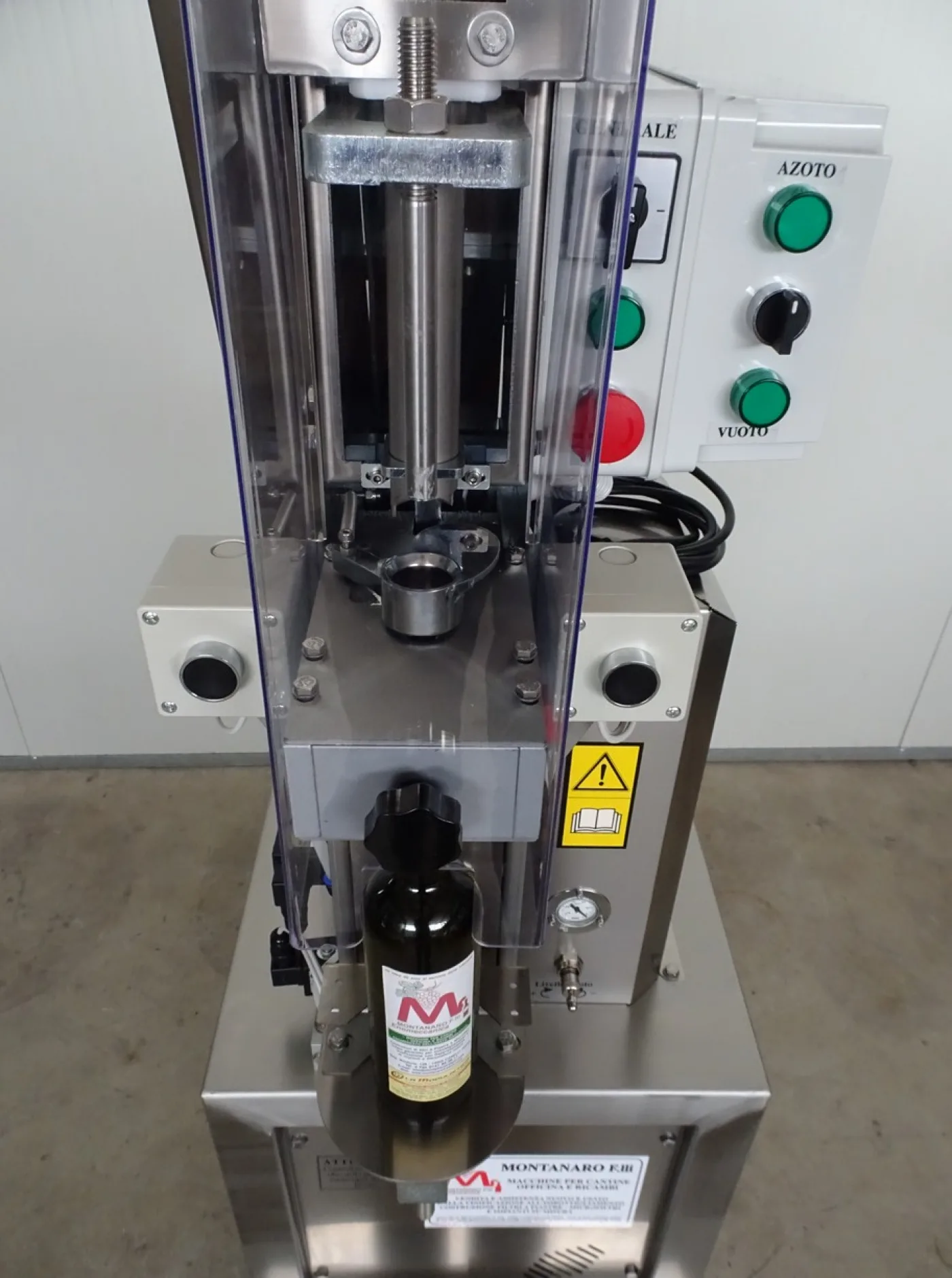 SEMI-AUTOMATIC CORKING MACHINE MF 35 WITH VACUUM NEW MACHINE - 2