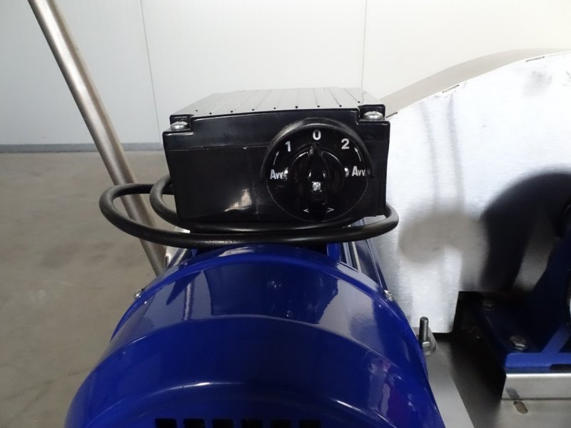 PUMP – ELECTRIC PUMP IN STAINLESS STEEL WITH FOOD NEOPRENE IMPELLER MOD. EURO 50 ONE SPEED WITH REDUCTION PULLEY SINGLE PHASE 220 VOLT NEW MACHINE