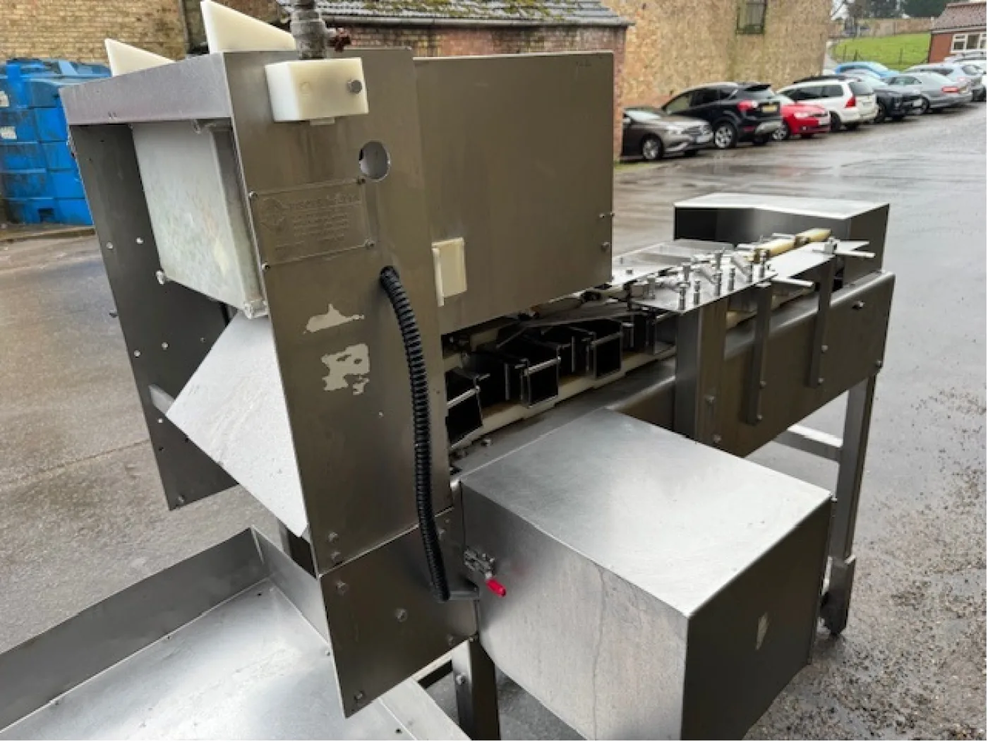 Pisces HSV 25 Trout Heading Machine - 2