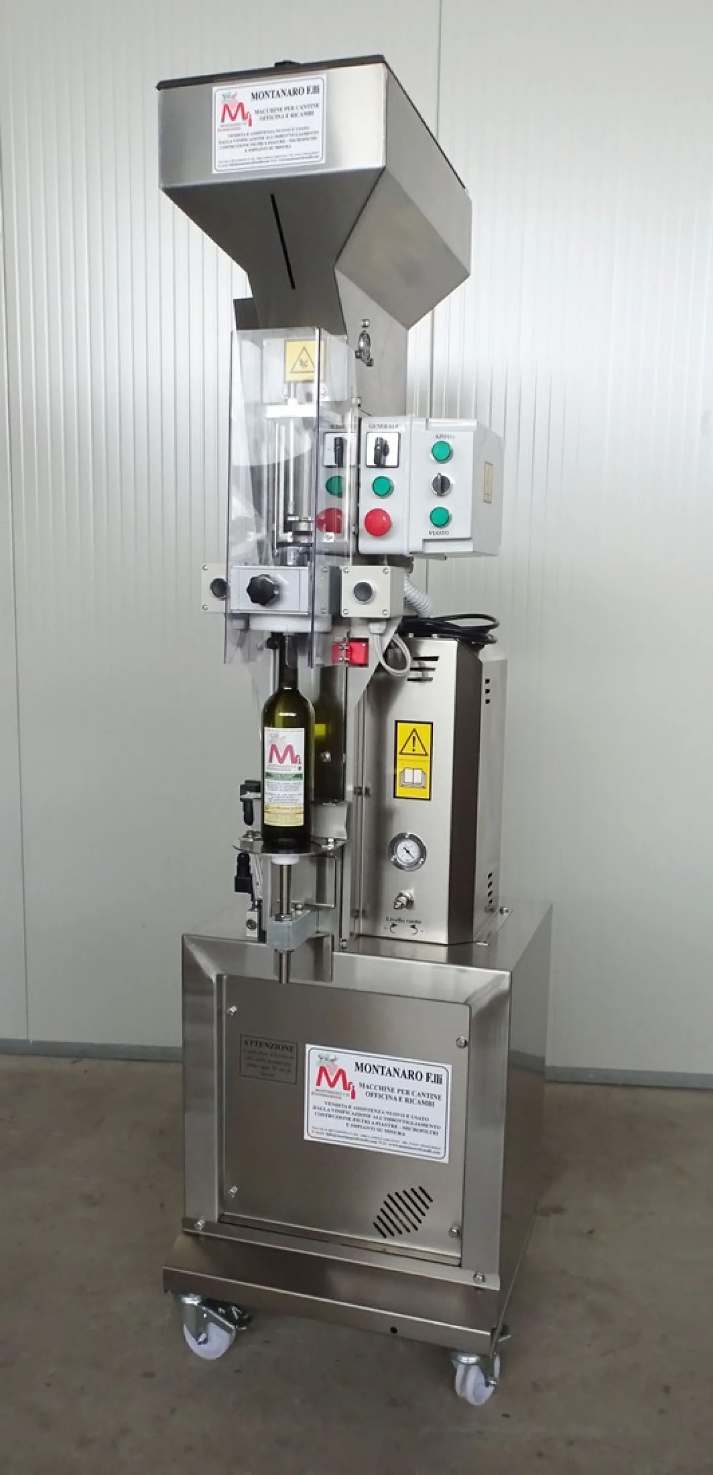 SEMI-AUTOMATIC CORKING MACHINE MF 35 WITH VACUUM NEW MACHINE - 6