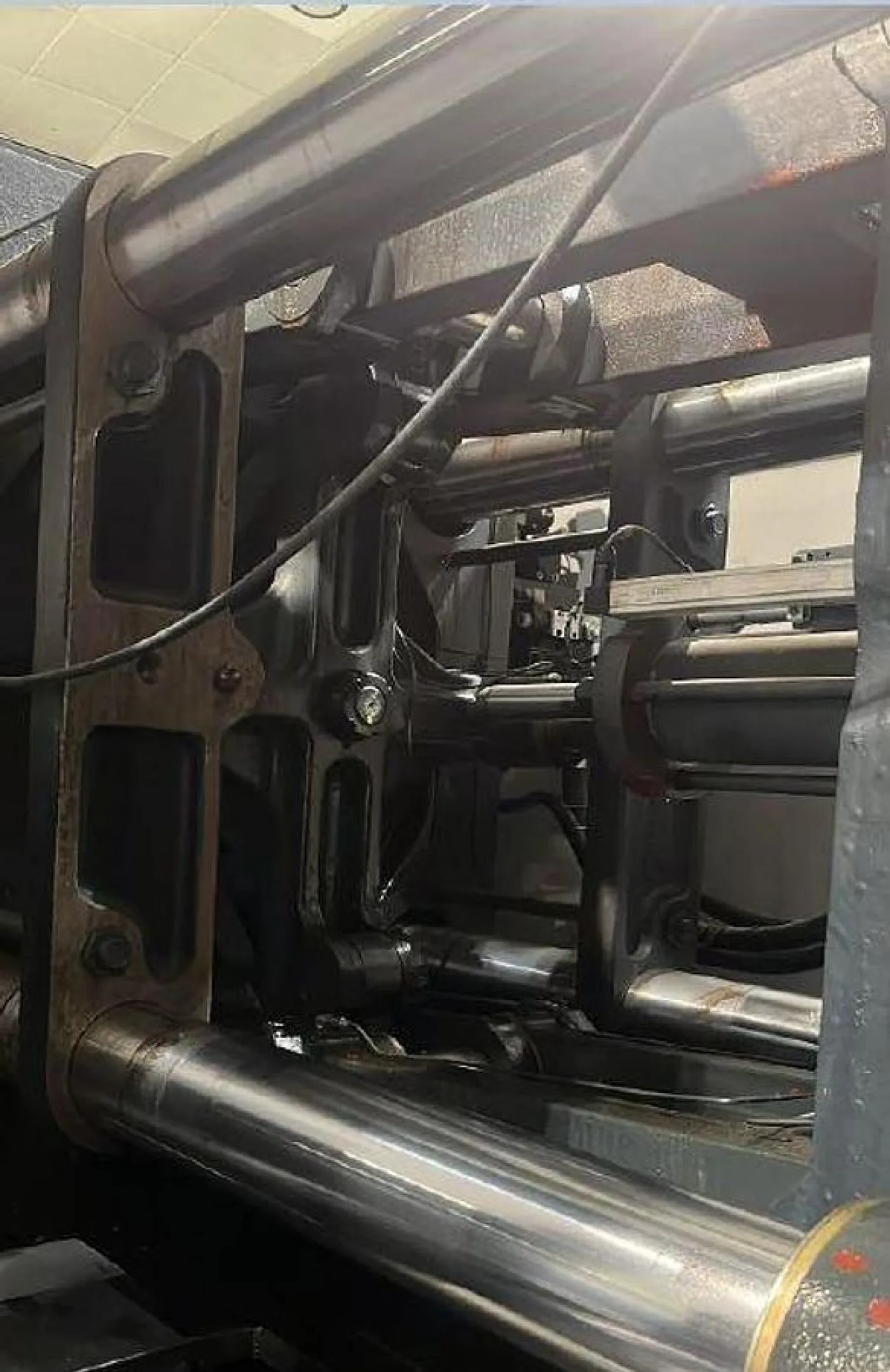 2006 SANDRETTO SERIE 9 HP 320/1300 IN0585 - 4