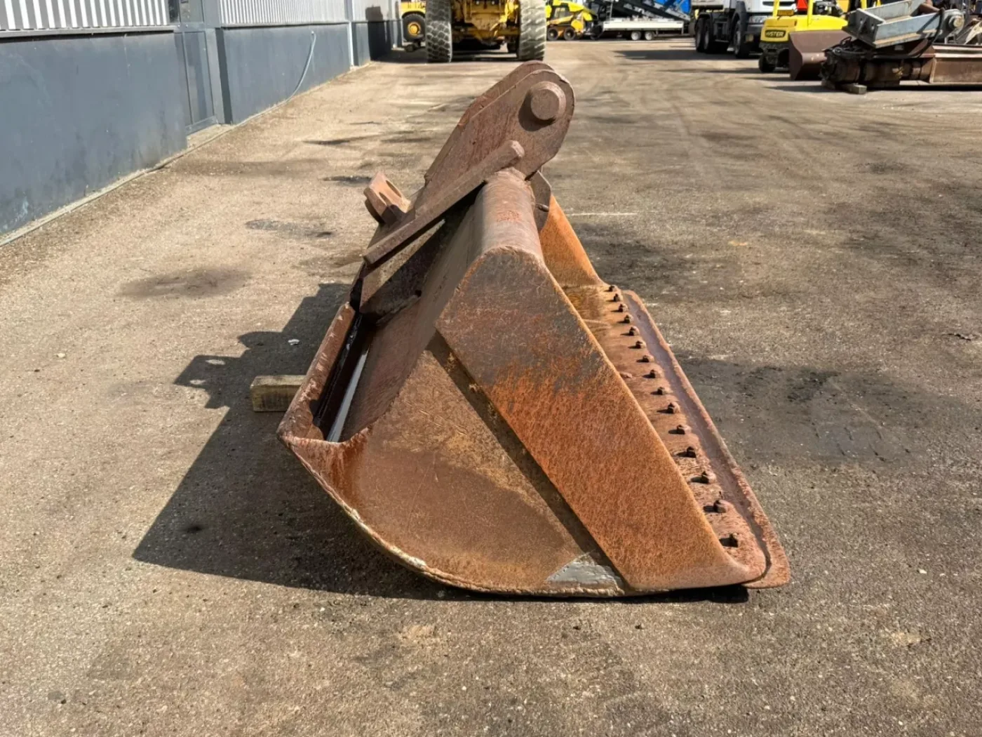 NGT4-2400 MS25 - 6