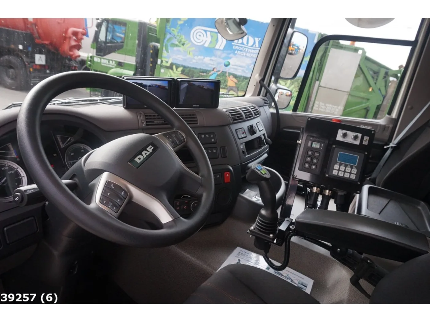 DAF FAN CF 300 - 7