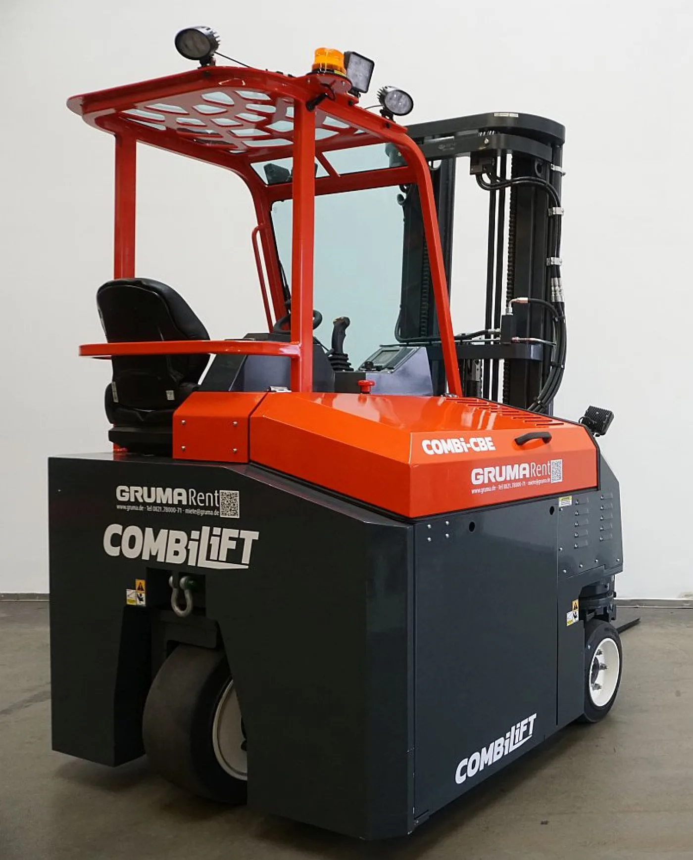 4-Wegestapler Combilift CBE3000 (2023) - 2