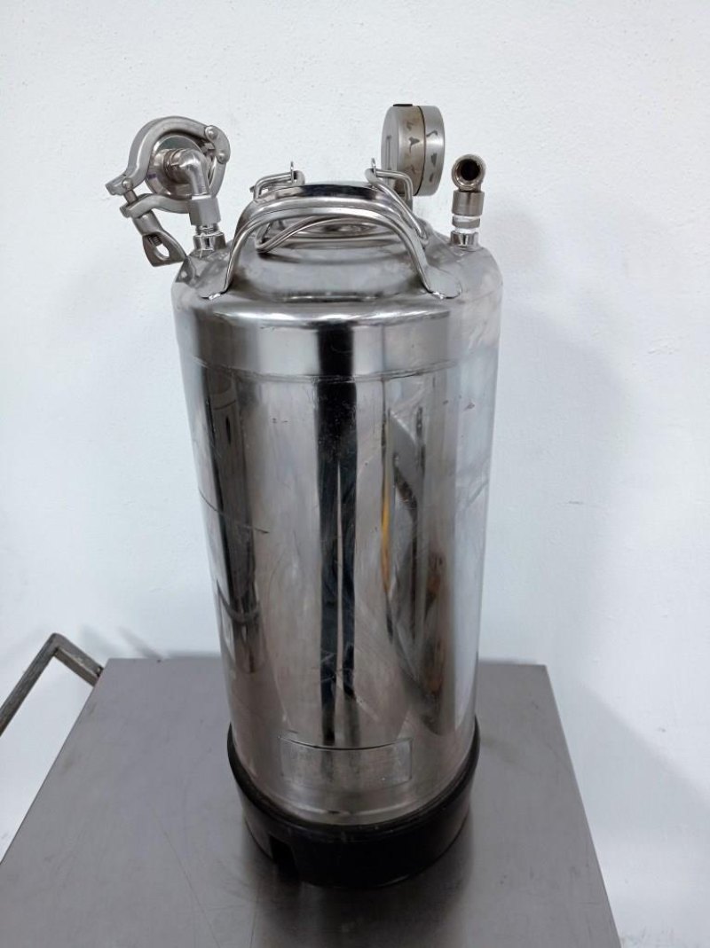 SERBATOIO MONTALIQUIDI IN ACCIAIO INOX – MILLIPORE – MOD. 20 L