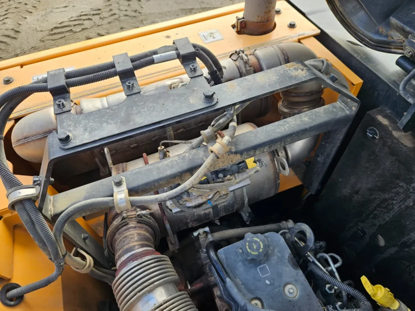 Hyundai - HX 220 L - 3