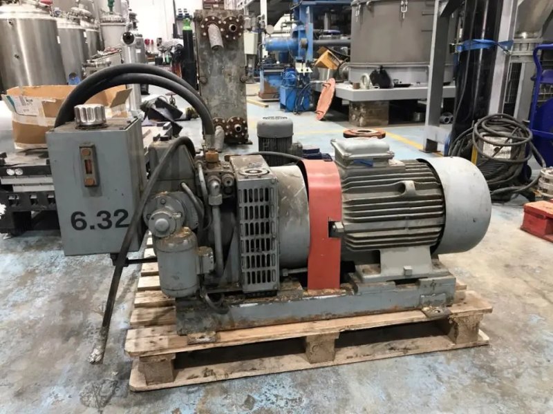 USED HYDROMATIK HYDRAULIC PUMP