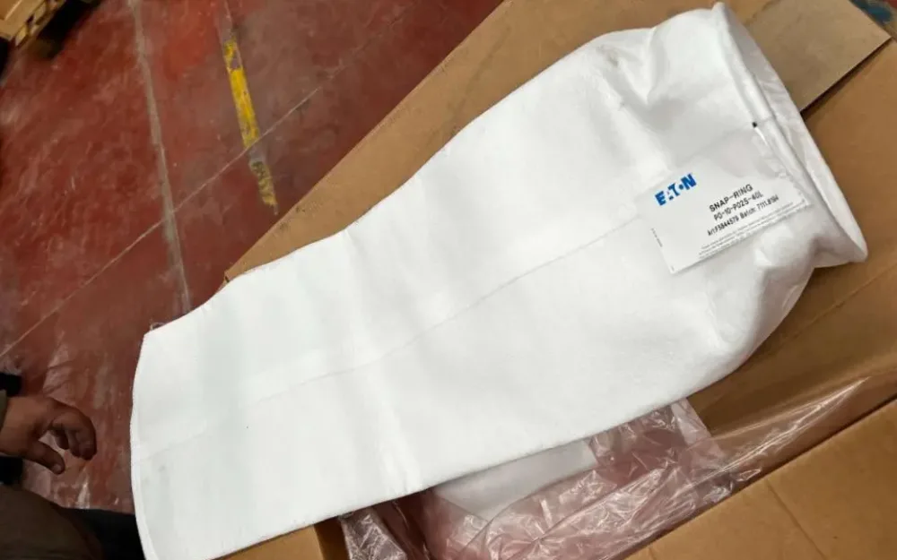 UNUSED EATON PO-10-P02S 10 MICRON BAGS