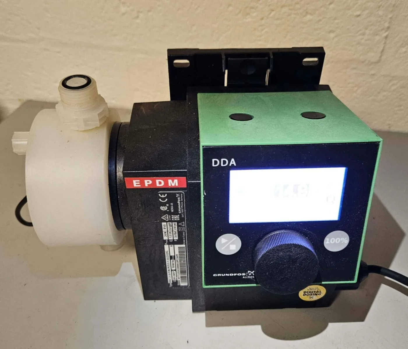 Grundfos DDA doseerpomp met EPDM pompkop - 1