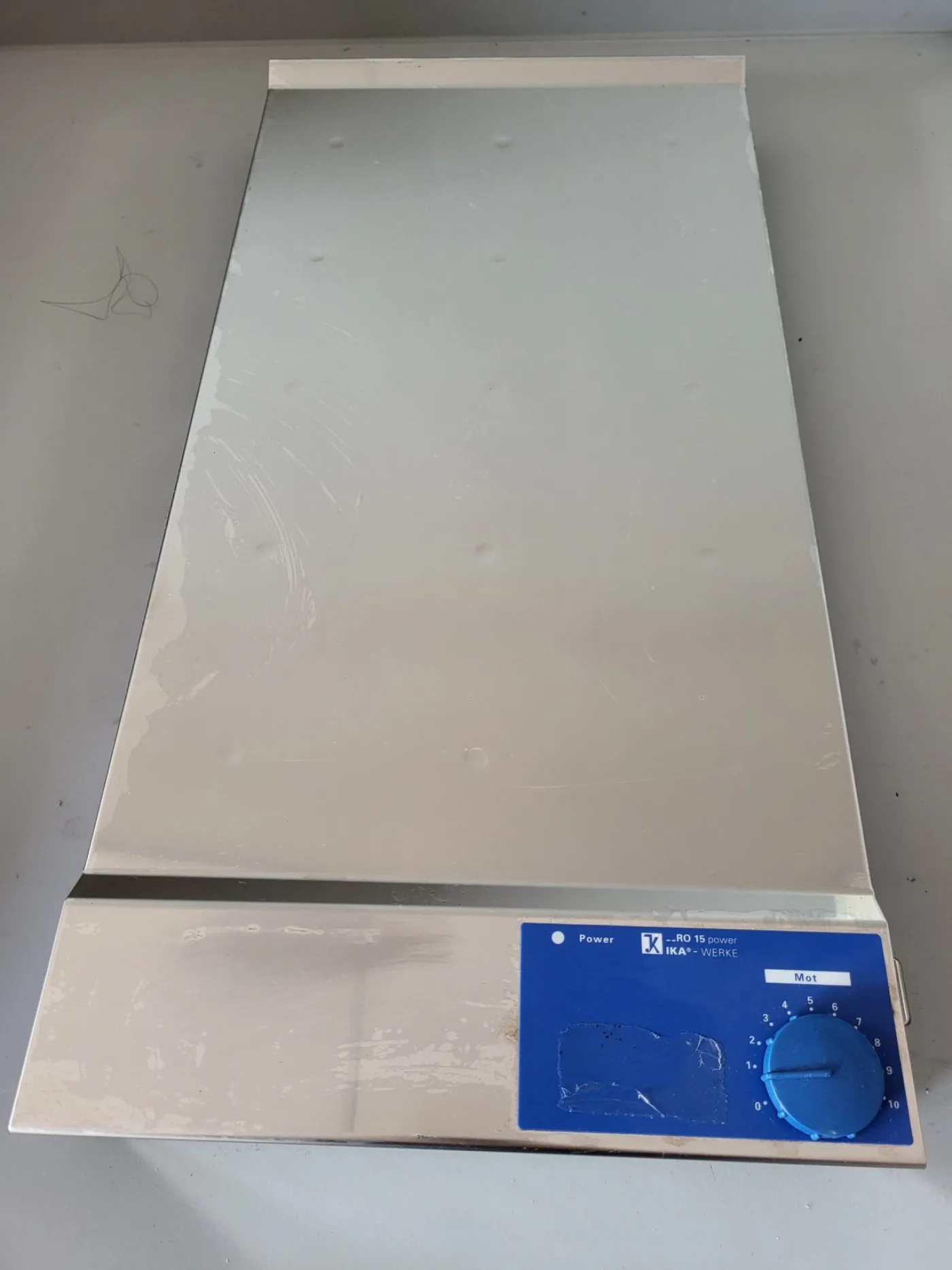 2531 - Used IKA RO 15 position magnetic stirrer without heating - 1