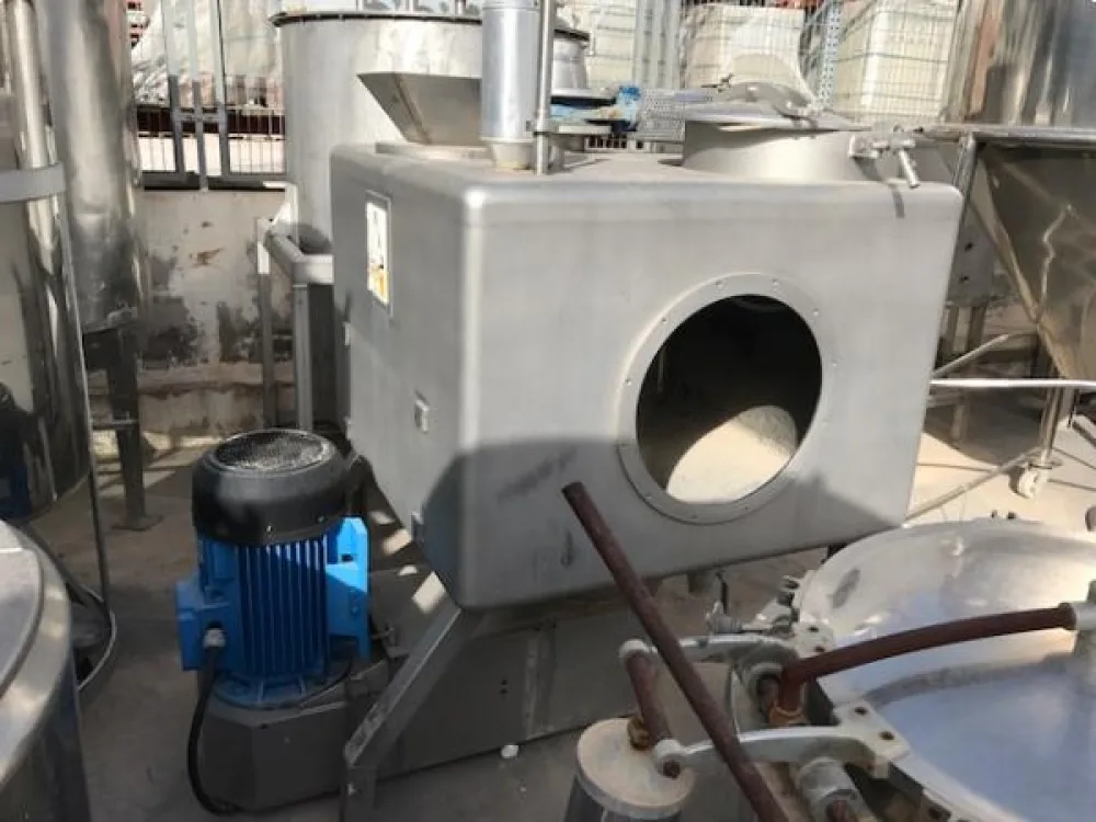 Deposito cuadrado conico con agitador emulsificador en acero inoxidable 500 litros
