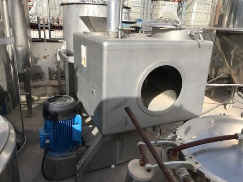 Deposito cuadrado conico con agitador emulsificador en acero inoxidable 500 litros