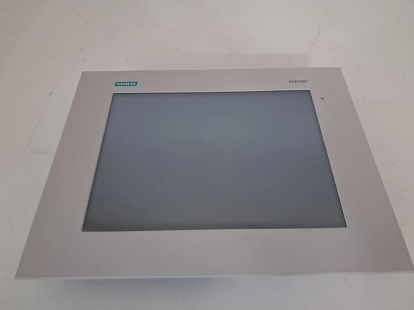 Siemens SCD1597-ET 6AV8100-1BB00-0AA1 Industrial Display Panel - 4
