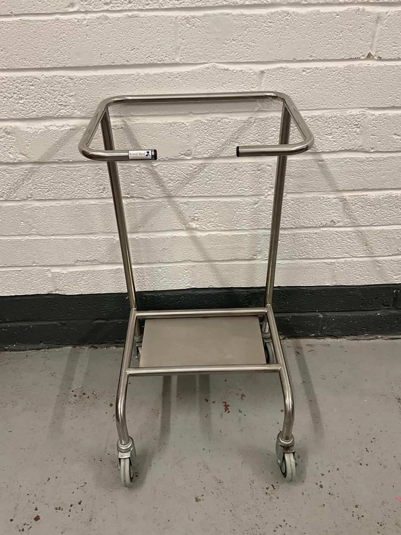 Bristol Maid Laundry 450 x 360mm - 1