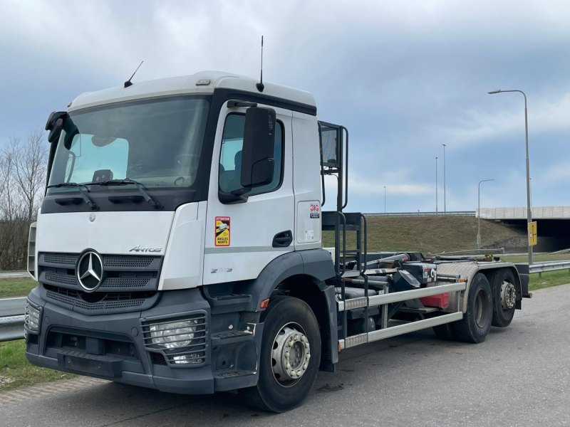Mercedes Benz Antos 2543 6×2