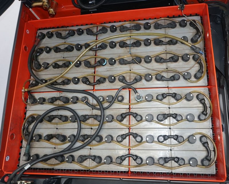 Frontstapler Linde E 45/600 H 388 (2015)
