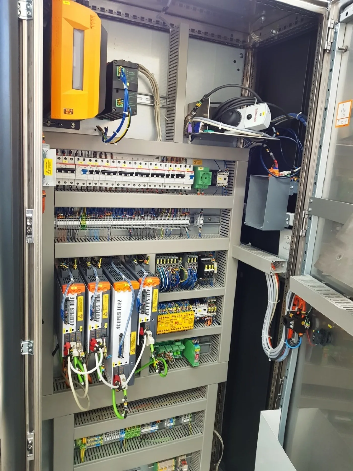SISTEMA DI CODIFICA E CONTROLLO ‘TRACK&TRACE’ – SEIDENADER – MOD. T&T SINGLE UNIT - 4