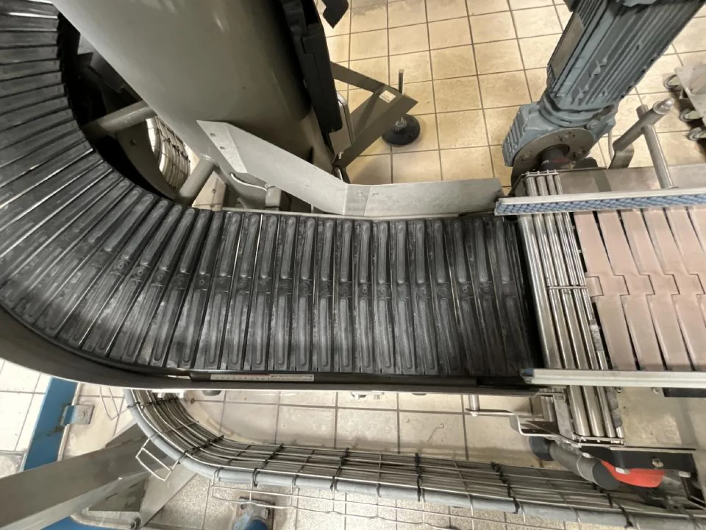 2016 Ambaflex AmbaFlex Spiralveyor SV 300mm Spiral Elevator Conveyor - Line 1 - 5