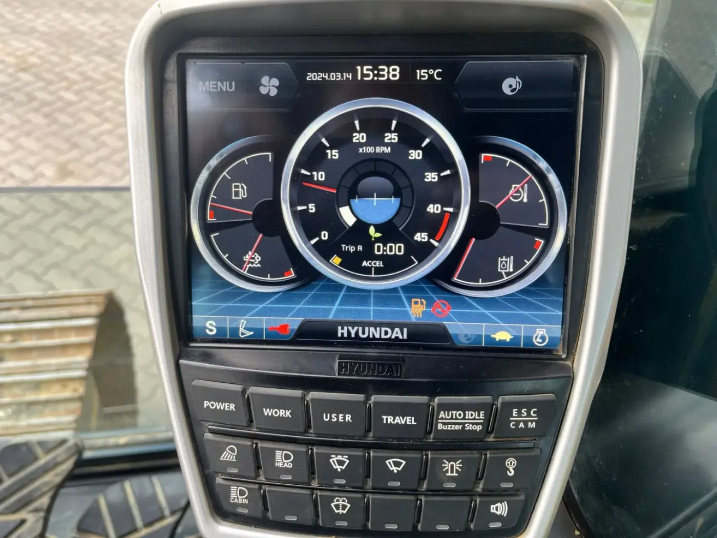 Hyundai - HX 220 L - 7