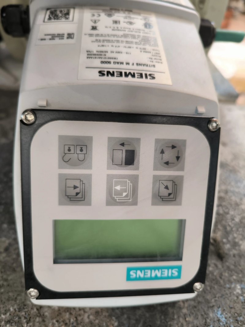 FLOW METER SIEMENS SITRANS FM MAG 3100 WITH TRANSMITTER SITRANS FM MAG 5000