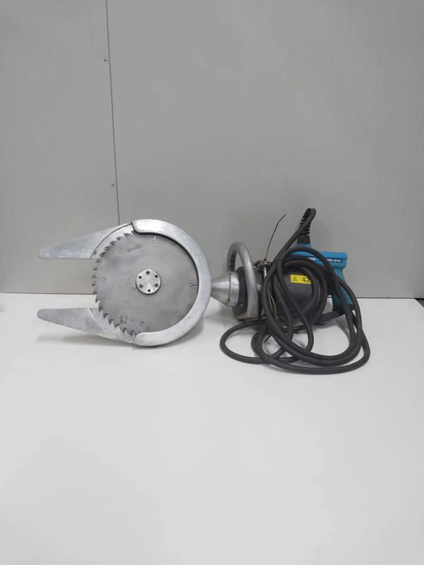Leg and horn saw - 1