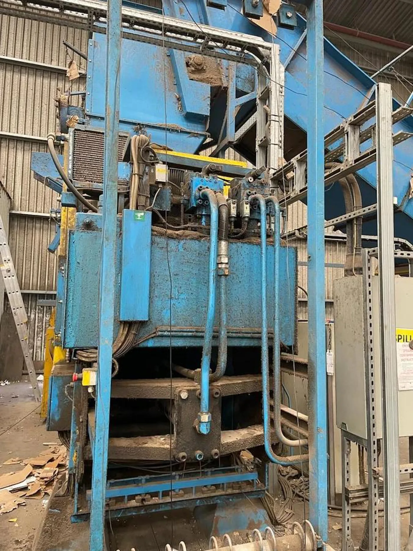 Persona Baler And Conveyor - 4