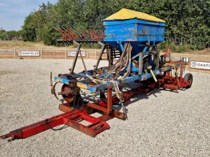 4m Flexityne Cultivator, with Accord Hopper