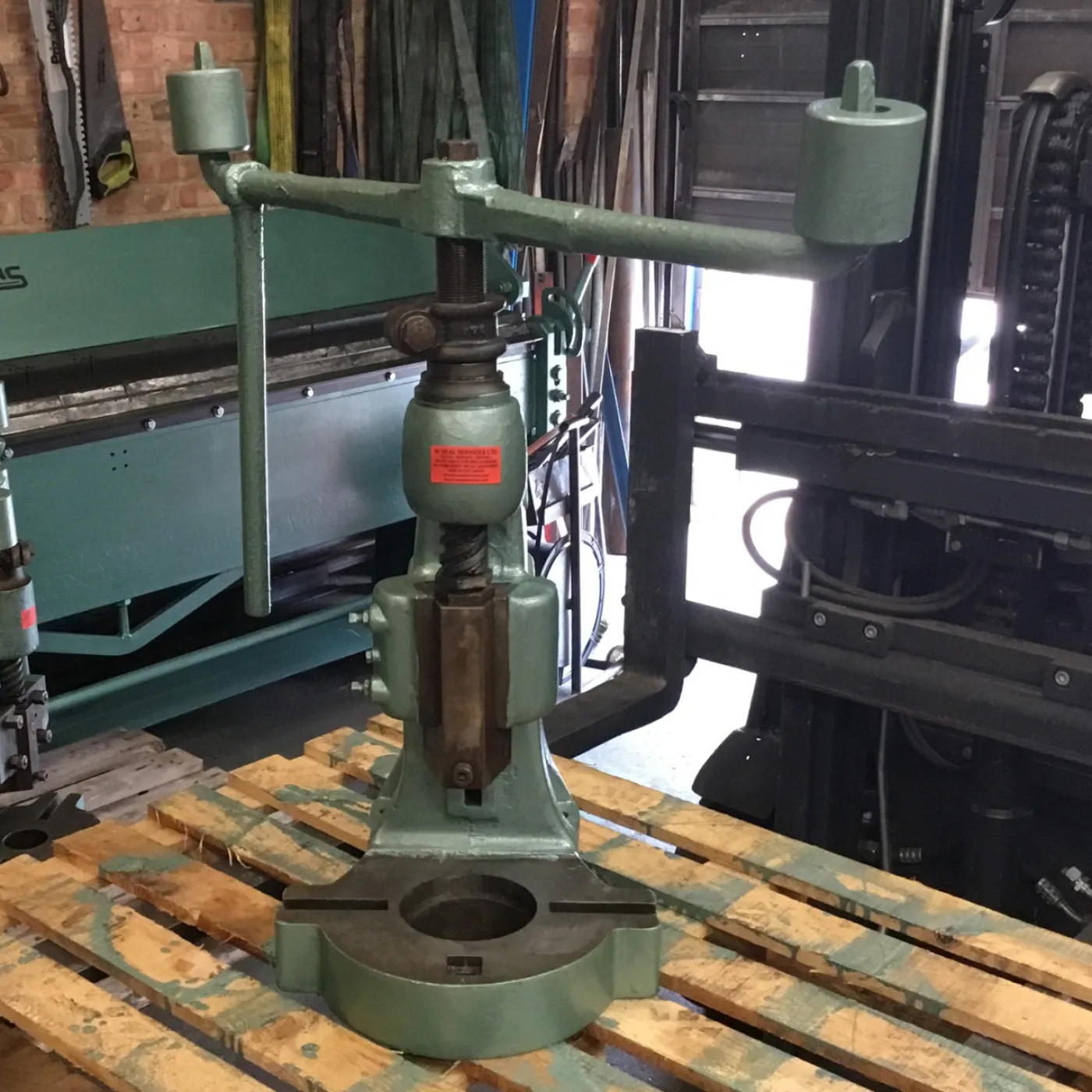 DENBIGH NO.4 Manual Fly Press - WNS - W. Neal Services Ltd - 1