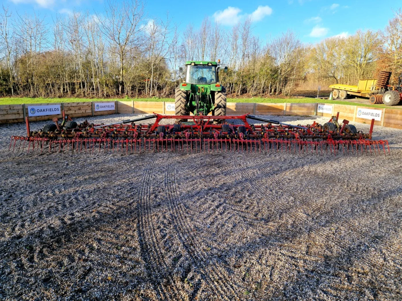 Vaderstad NZ 9.7m Springtine Cultivator - 3