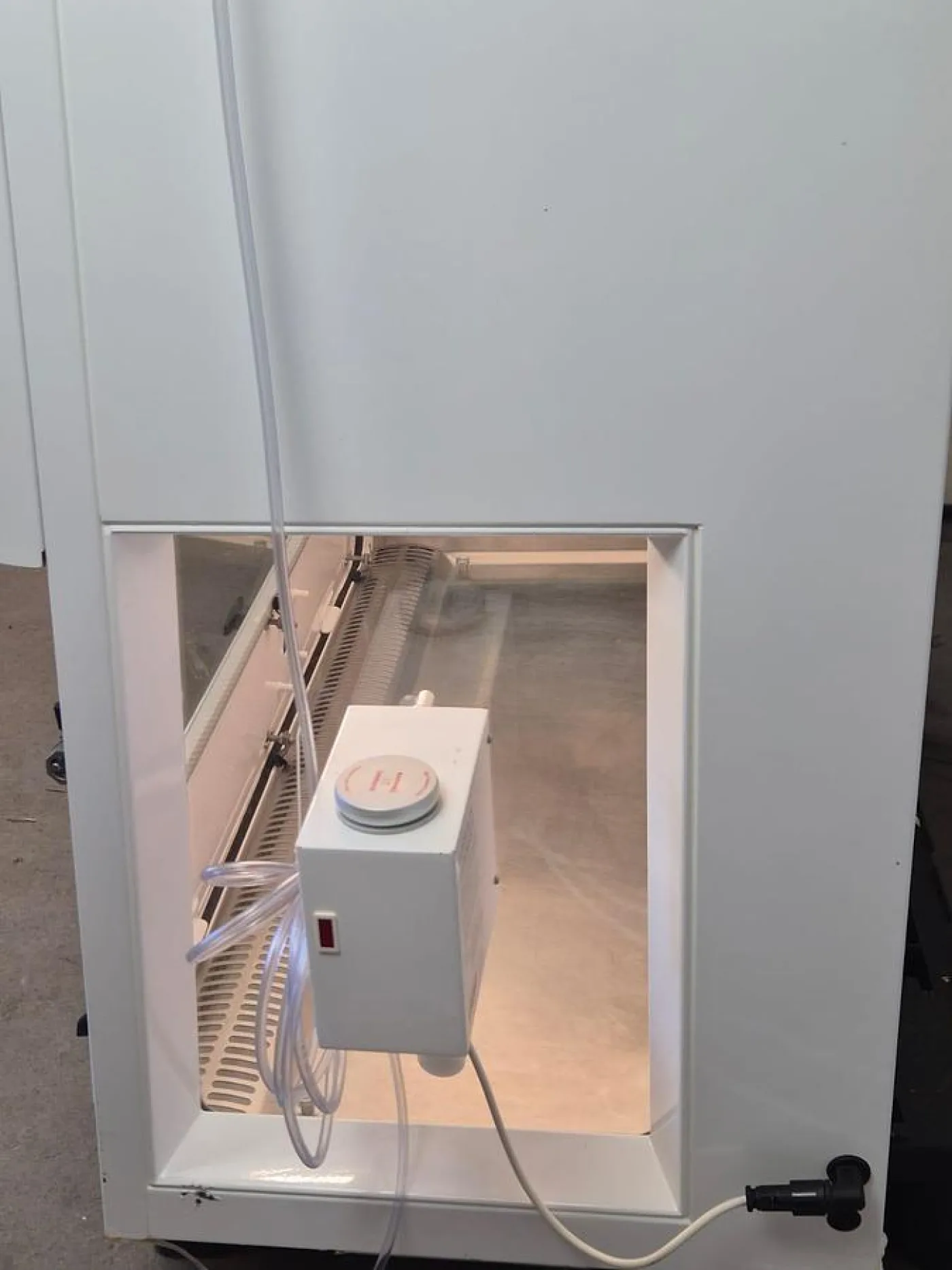 CAS Biomat 2 Microbiological Safety Cabinet - 7