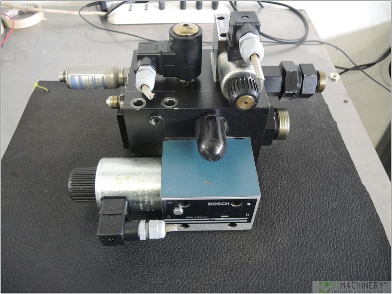 1995 ENGEL AI2200