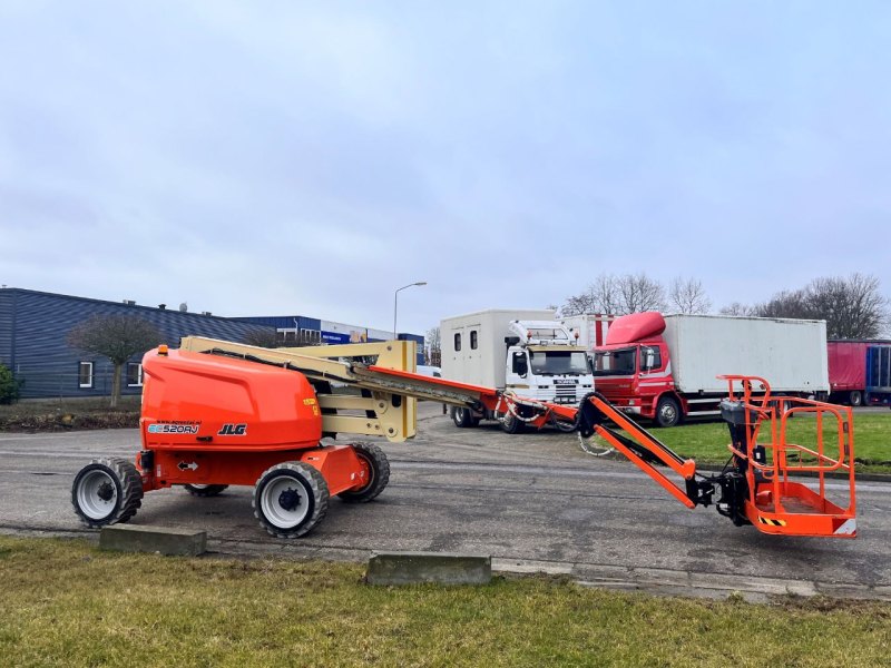 JLG EC520AJ 18m FOR RENT ONLY