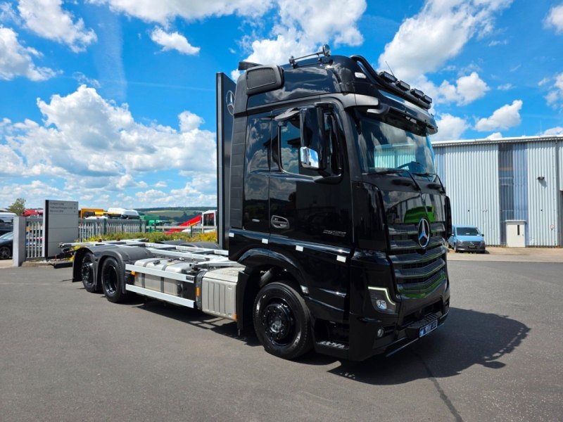 Mercedes Benz Actros 2552 L BDF Vantec hydr. liftbarer Rahmen