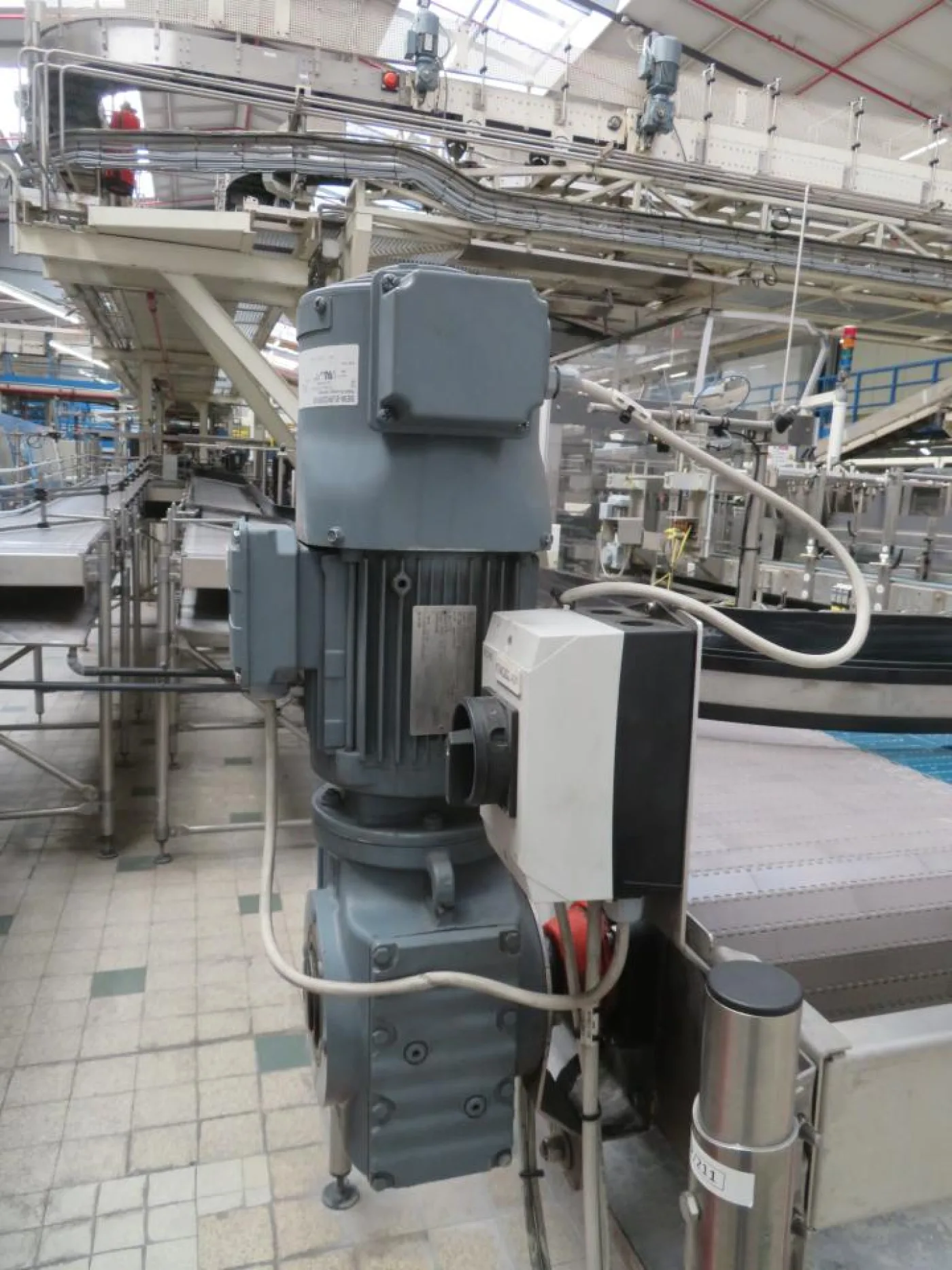 Sipac Sipac Chain Convoyeur System With Diverting System- Line 4 - 8