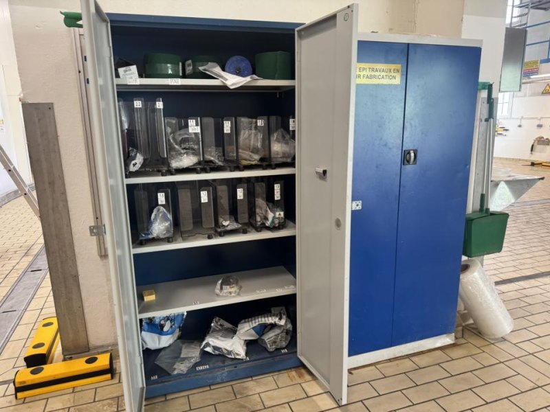 storage cabinets 2x