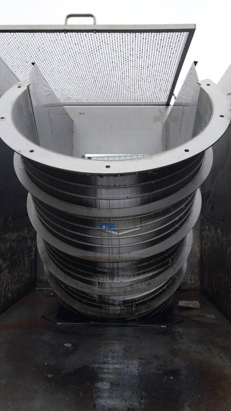 Screw Separator and Conveyor for feathers