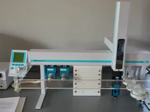 330 - Refurbished HTS PAL autosampler by CTC Analytics