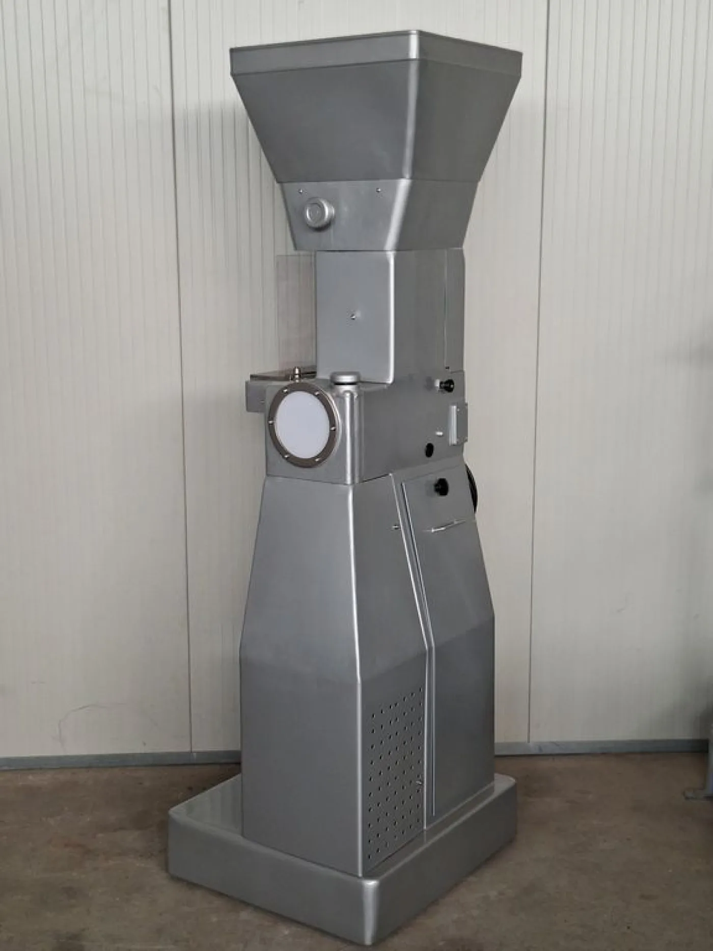 SEMI-AUTOMATI BERTOLASO CORKING MACHINE FOR MUSHROOM CORK, SECOND HAND MACHINE - 8
