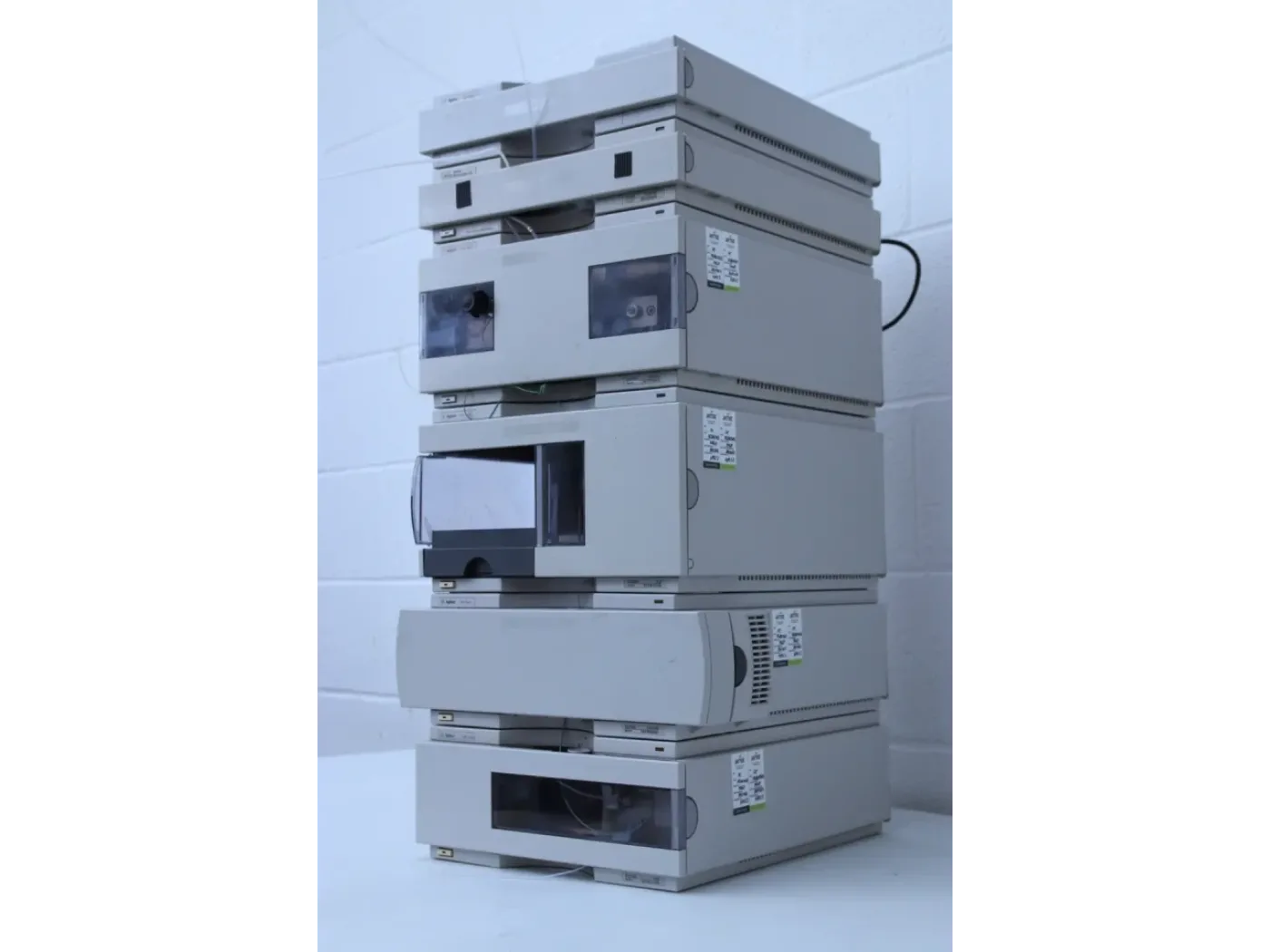 Agilent 1100 Series HPLC System - 2