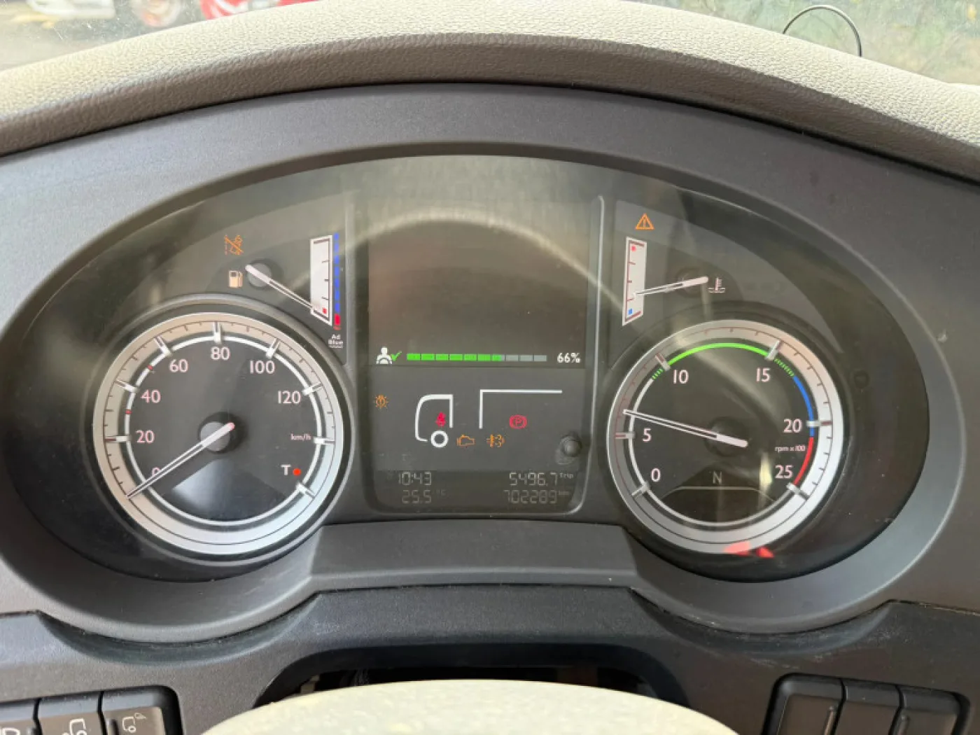 DAF XF 460 SSC Super Space ACC 701,990 km Front-end damage - Drivable Smart Tacho 2 NL Truck - 7
