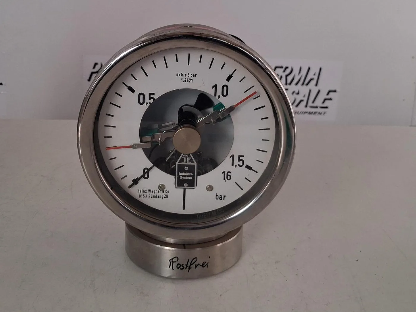 WIKA NG160 Pressure Gauge 0–1.6 bar with Inductive Contact - 1