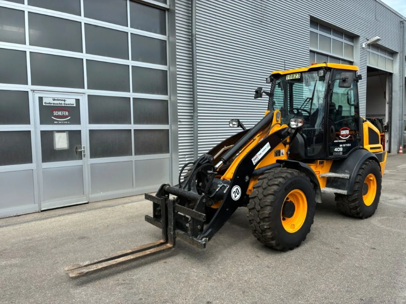 Frontstapler JCB 409 Kompaktradlader (2023) - 1